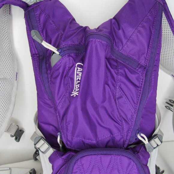 Camelbak Purple MAGIC Hydration Backpack 70oz 2 Liter Hiking Outdoor - Picture 2 of 9